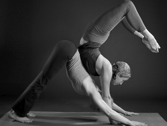 Yoga Haltungen Teil 2: 5-8 Atemzüge - Schwitzen und die kurze Haltung von Asanas